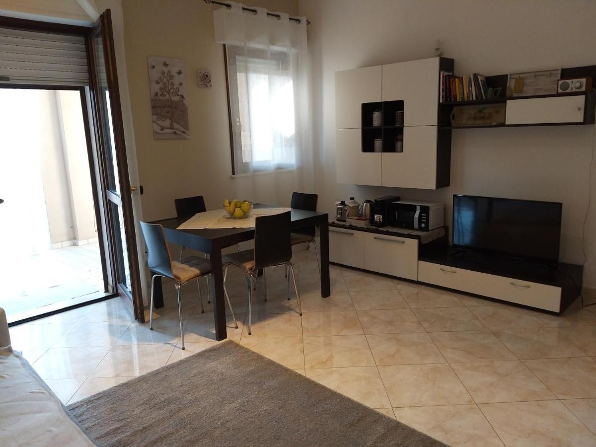 Sophia' S House Appartamento Quartello กวาร์ตู ซานเตเลนา ภายนอก รูปภาพ